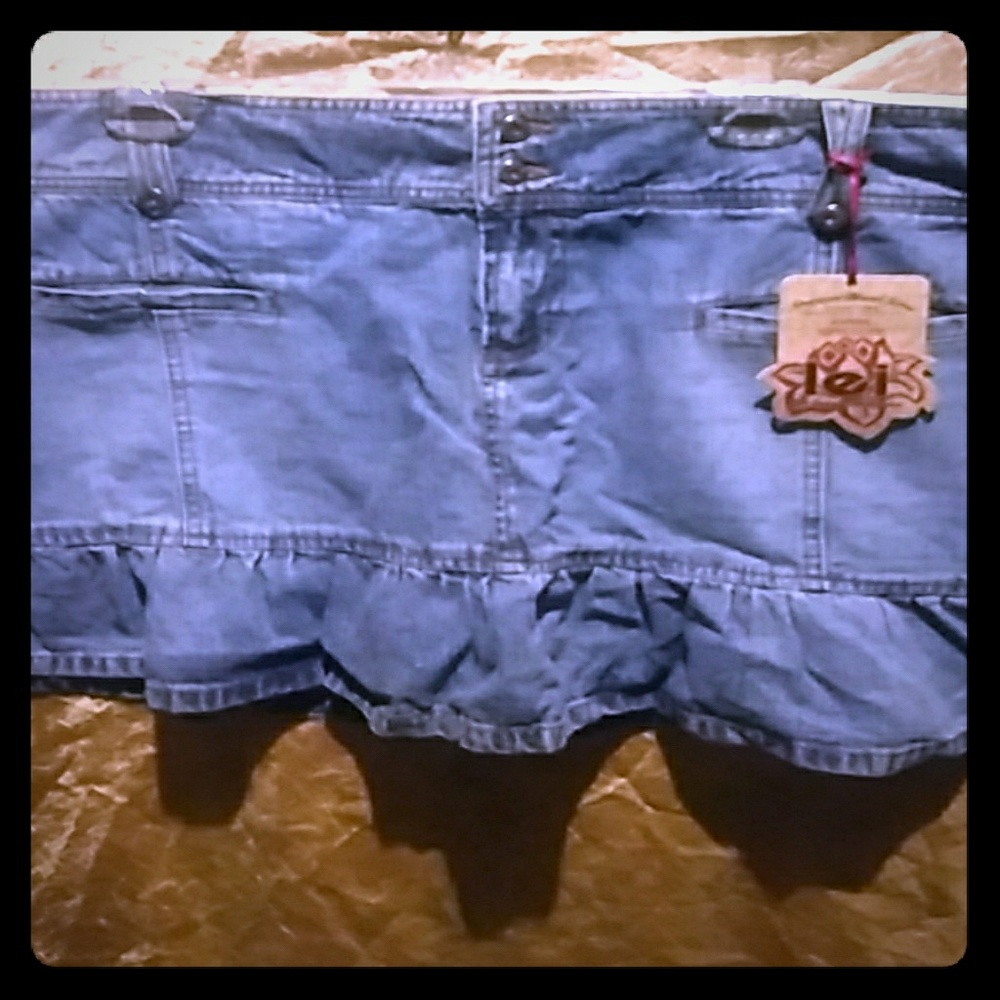 Denim skirt